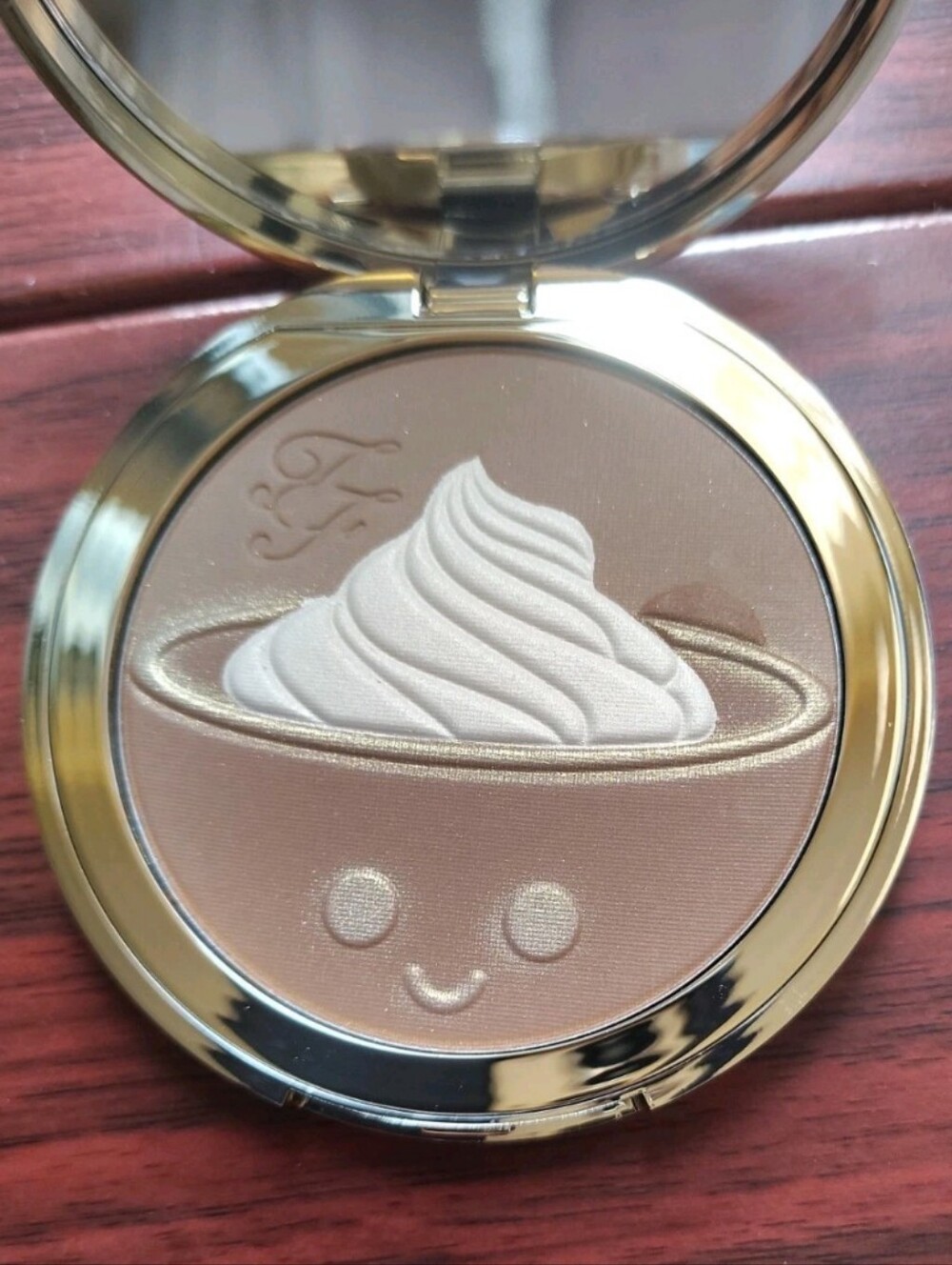 Too Faced Hot Cocoa Bronzer Limited Edition Brand New